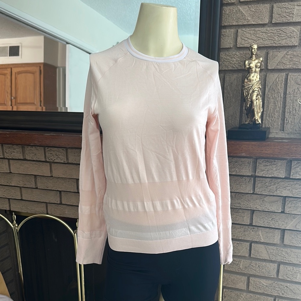 Kari Traa Soft Pink Crew Neck Top